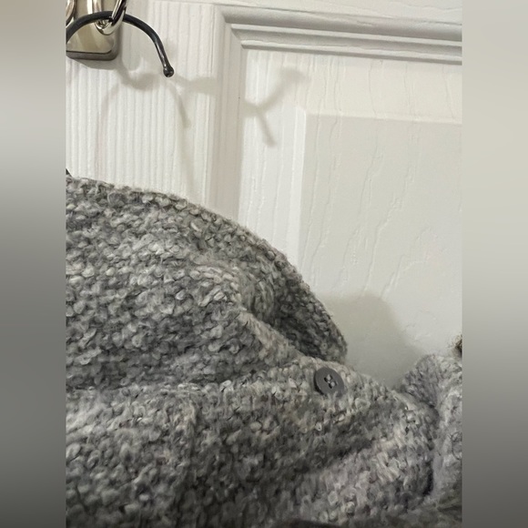 Ana Sweater , Size M Gray color Good condition Used - Picture 7 of 12